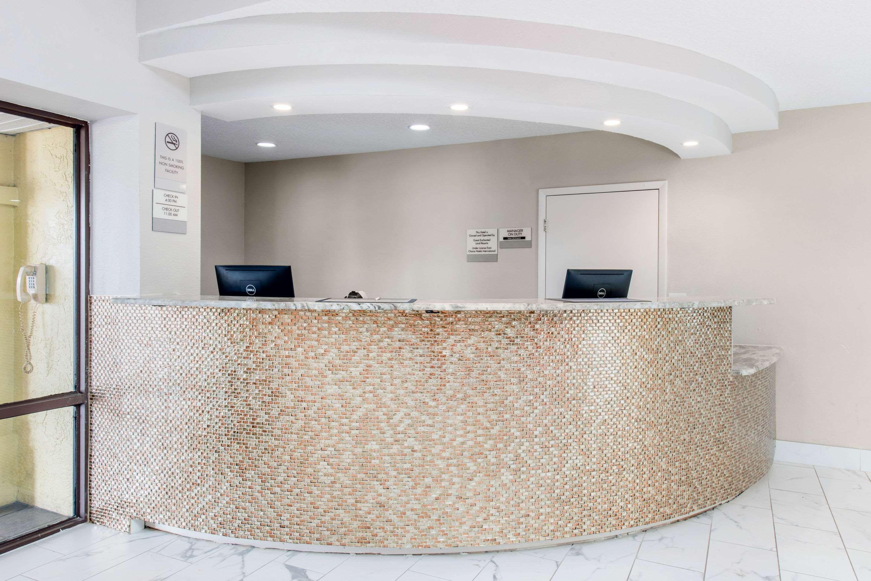 Clarion Inn & Suites Kissimmee-Lake Buena Vista South Ngoại thất bức ảnh