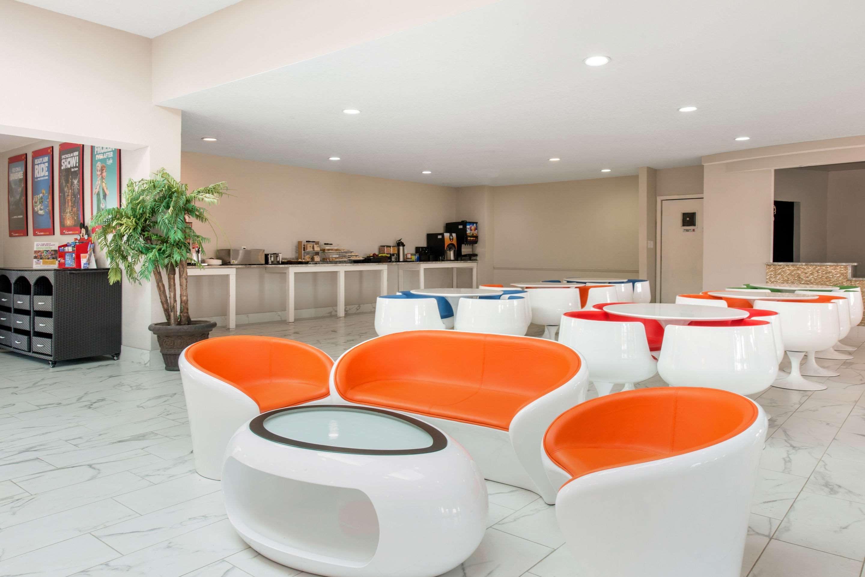 Clarion Inn & Suites Kissimmee-Lake Buena Vista South Ngoại thất bức ảnh