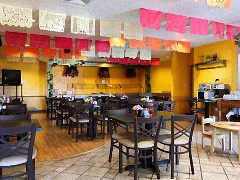 Clarion Inn & Suites Kissimmee-Lake Buena Vista South Nhà hàng bức ảnh