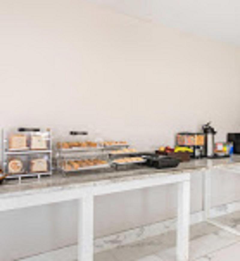 Clarion Inn & Suites Kissimmee-Lake Buena Vista South Ngoại thất bức ảnh