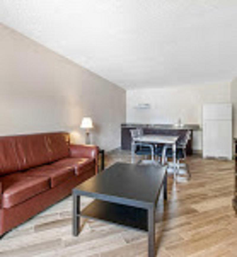 Clarion Inn & Suites Kissimmee-Lake Buena Vista South Ngoại thất bức ảnh